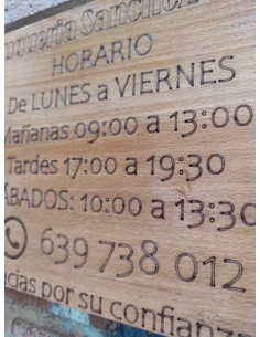 HORARIO EN TABLA DE MADERA... 2
